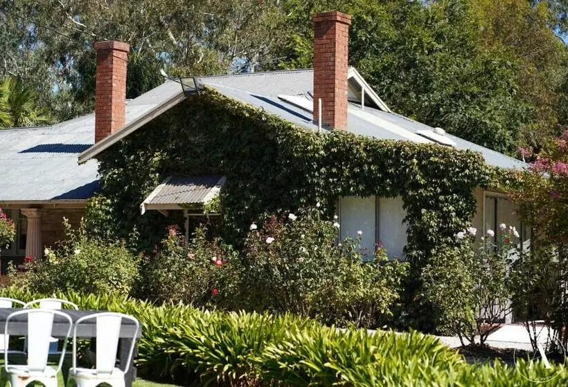 Aamiaismajoitus (B&B) The Vigneron Villa