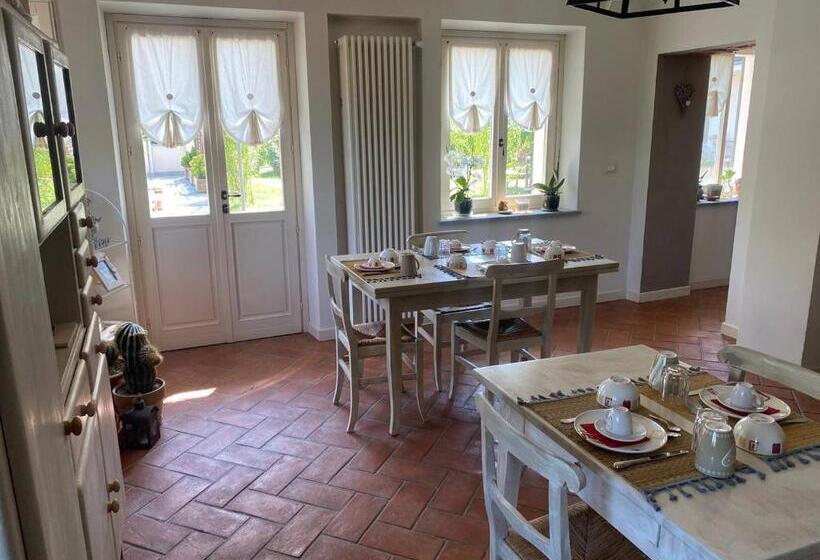 צימר Cascina Spazio Indaco