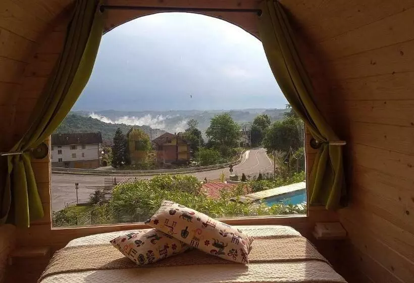 Aamiaismajoitus (B&B) La Tana Dello Scoiattolo   Adults Only