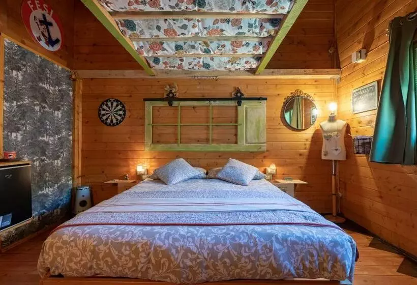 Aamiaismajoitus (B&B) La Tana Dello Scoiattolo   Adults Only