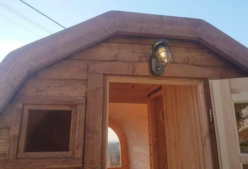 Aamiaismajoitus (B&B) La Tana Dello Scoiattolo   Adults Only