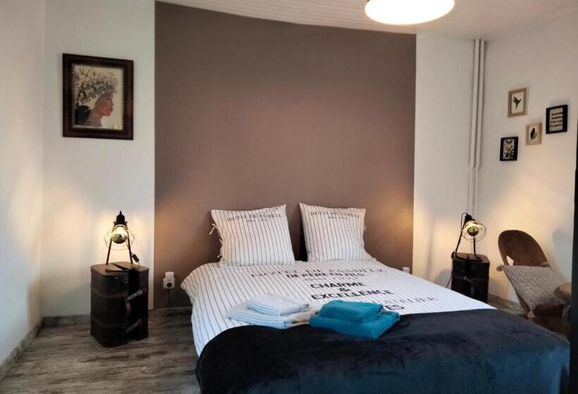 ベッドアンドブレックファースト Le Clos De Cinacle