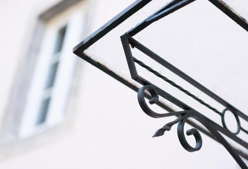 ベッドアンドブレックファースト Le Clos De Cinacle