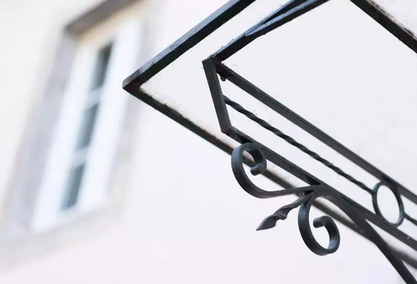 Aamiaismajoitus (B&B) Le Clos De Cinacle