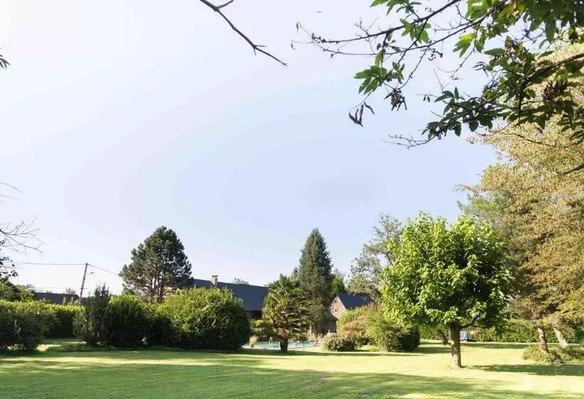 Aamiaismajoitus (B&B) Le Clos De Cinacle