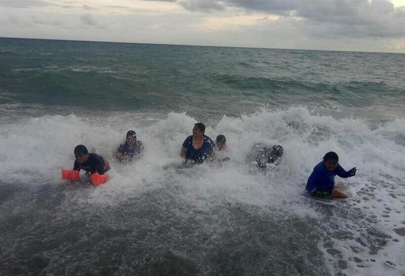 Bed and Breakfast Villa Catalina Bora 2 Resort