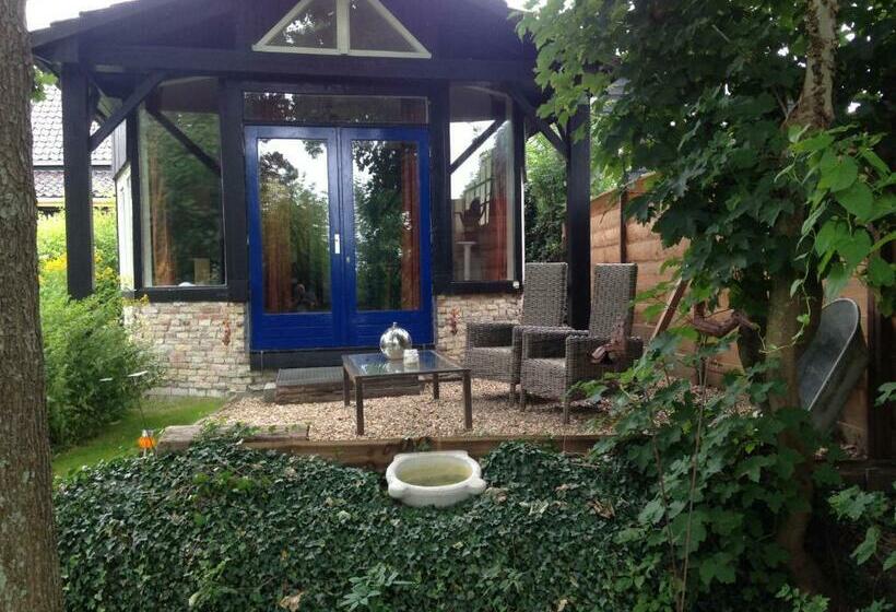 住宿加早餐 Vrijstaand Koetshuis Marron