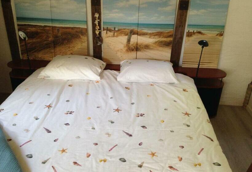 住宿加早餐 Vrijstaand Koetshuis Marron