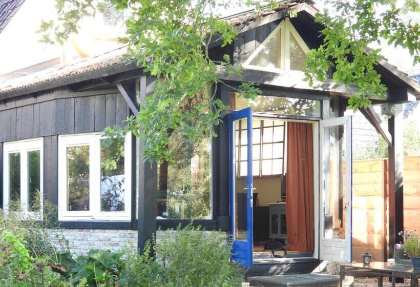 住宿加早餐 Vrijstaand Koetshuis Marron