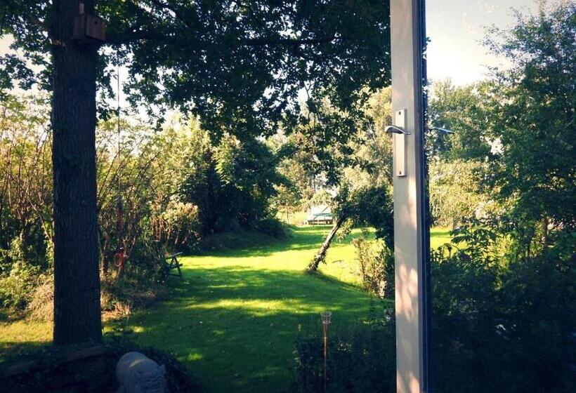 住宿加早餐 Vrijstaand Koetshuis Marron