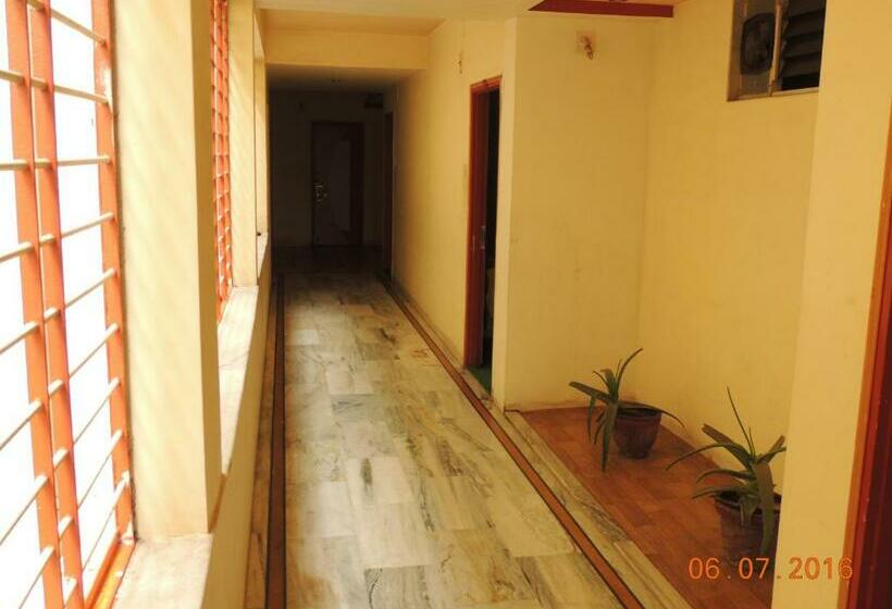 فندق Green Park Ambaji