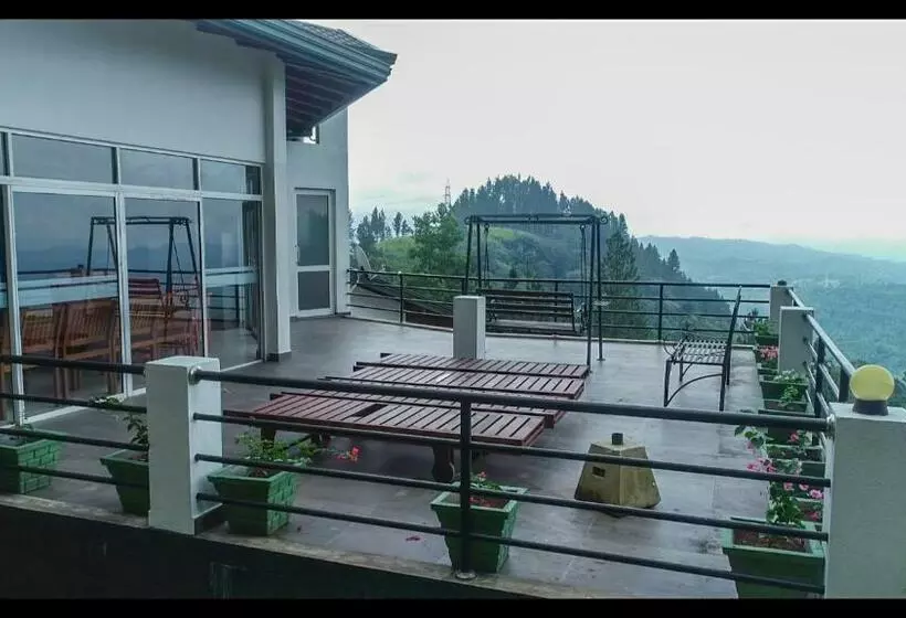 Hotel Heavens Gate