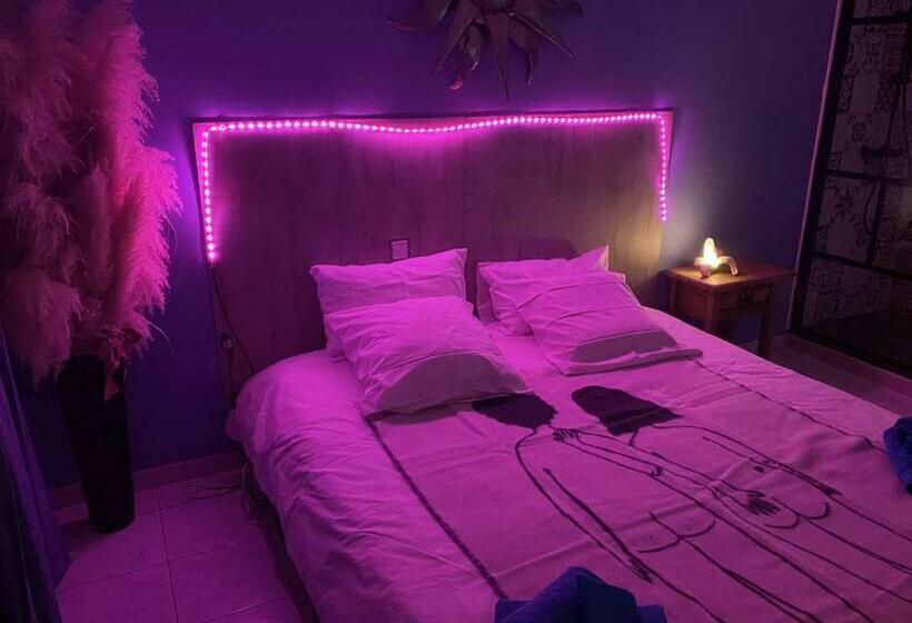 Отель La Parenthese D Amour Espace Zen