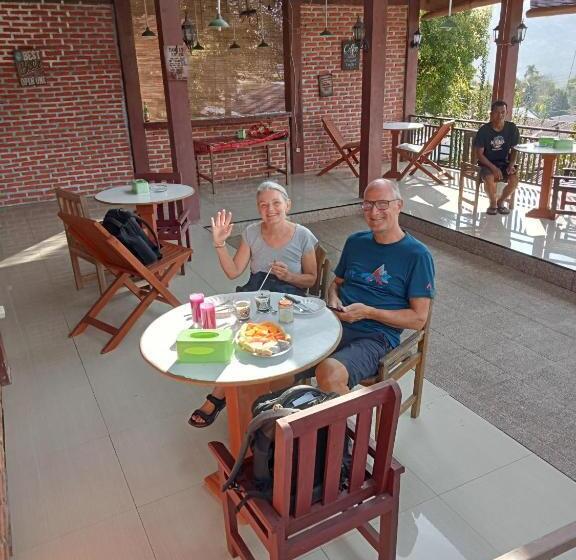 Отель Moni Mahalika