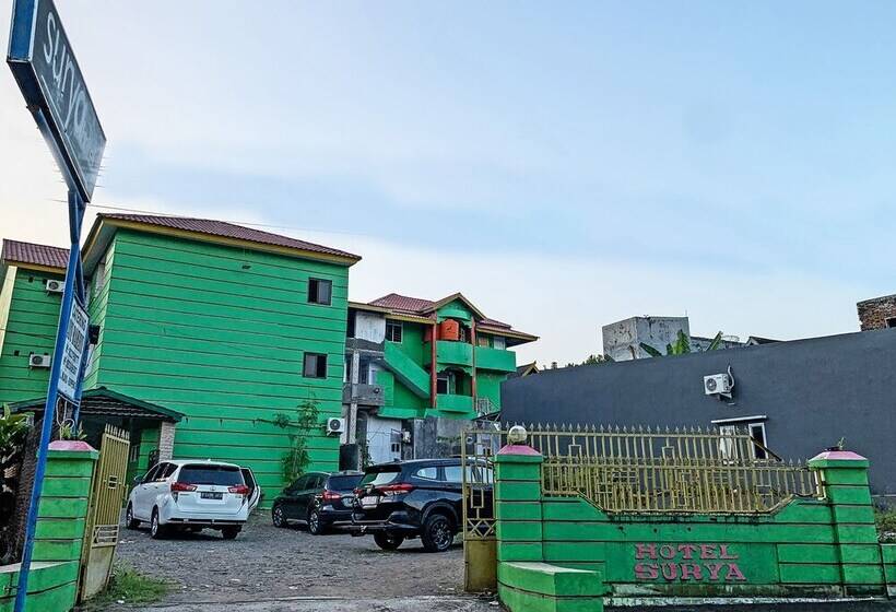 Hotel Oyo 91757 Surya