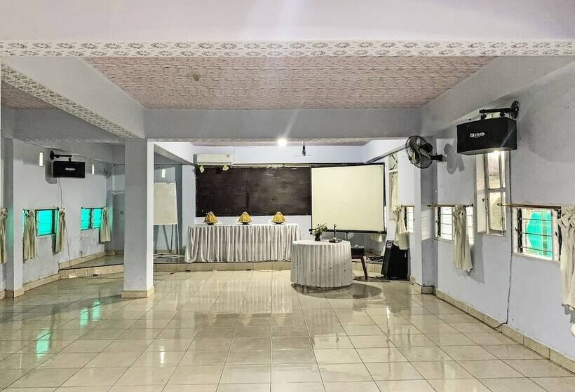 Hotel Oyo 91757 Surya