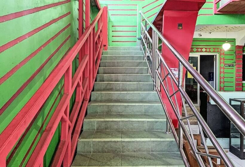 Hotel Oyo 91757 Surya