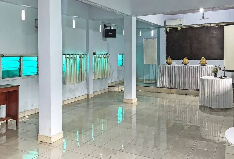 Hotel Oyo 91757 Surya