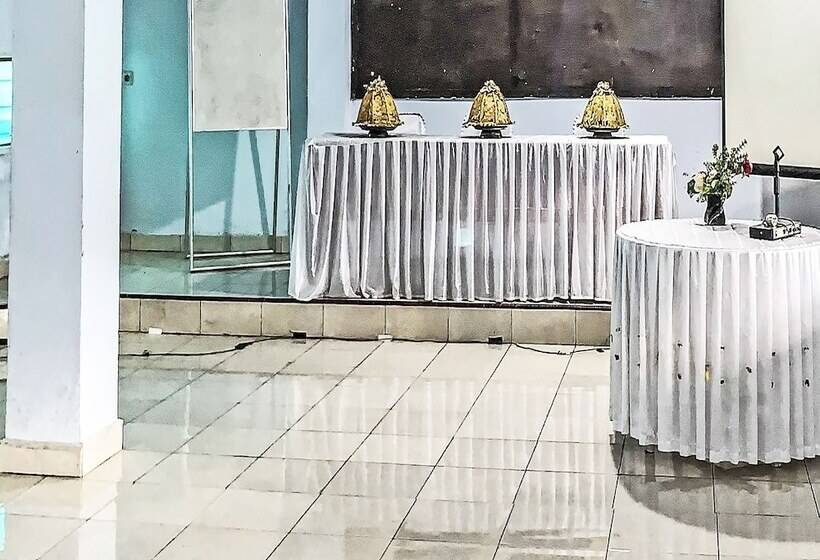 Hotel Oyo 91757 Surya