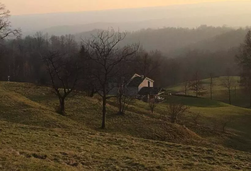 Majatalo Cascina Serra Ecohouse Beb