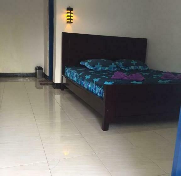 بنسيون Family Guest House Moni