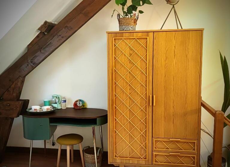 פנסיון Au Cheval Blanc