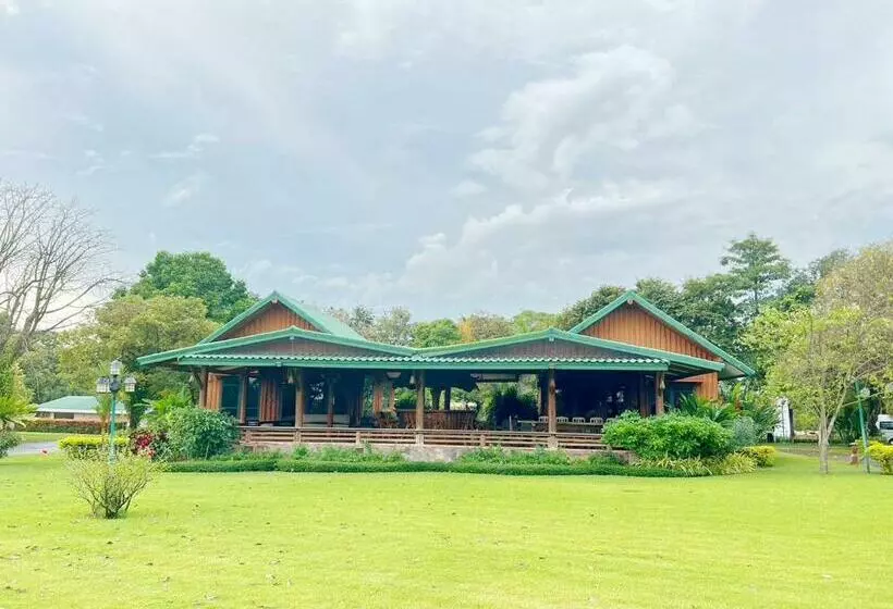 リゾートホテル ทิพย์วาริน รีสอร์ท เขาใหญ่