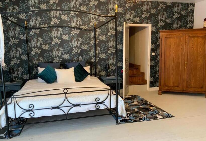 Welcoming And Peaceful Bed And Breakfast