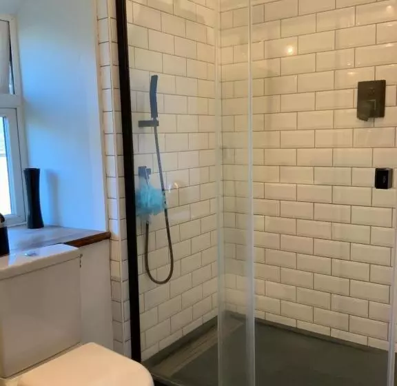 Welcoming And Peaceful Bed And Breakfast