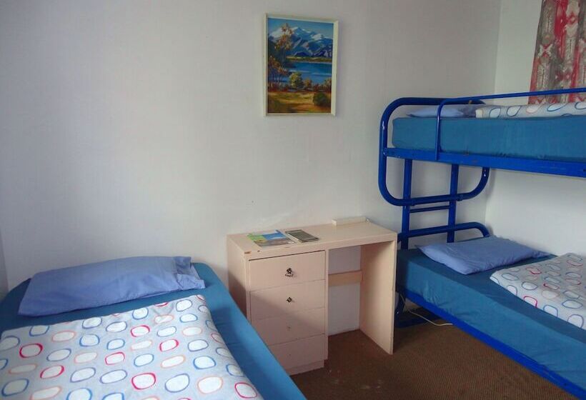 42b College House   Hostel