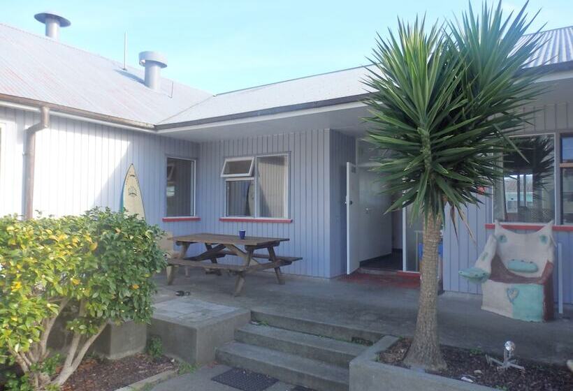 42b College House   Hostel