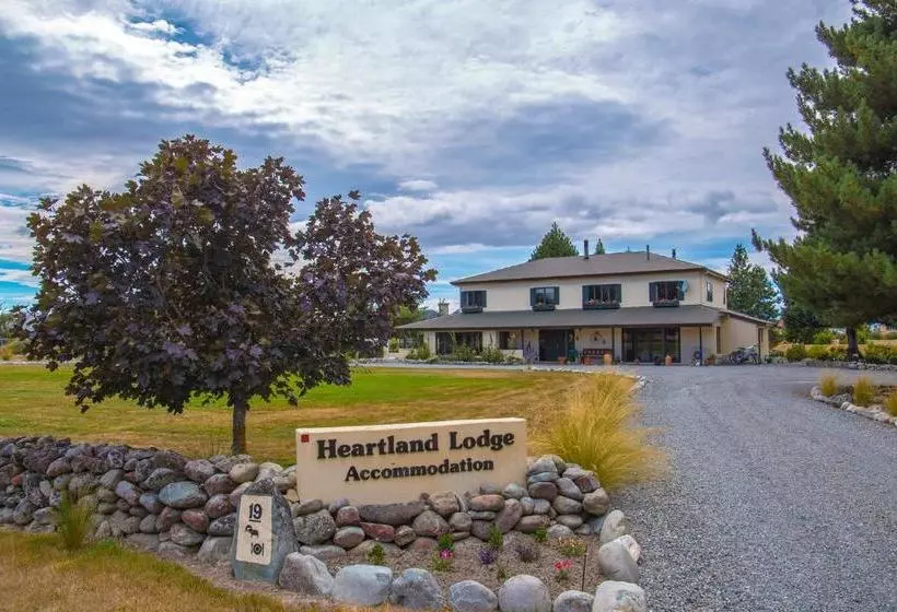 ベッドアンドブレックファースト Heartland Lodge