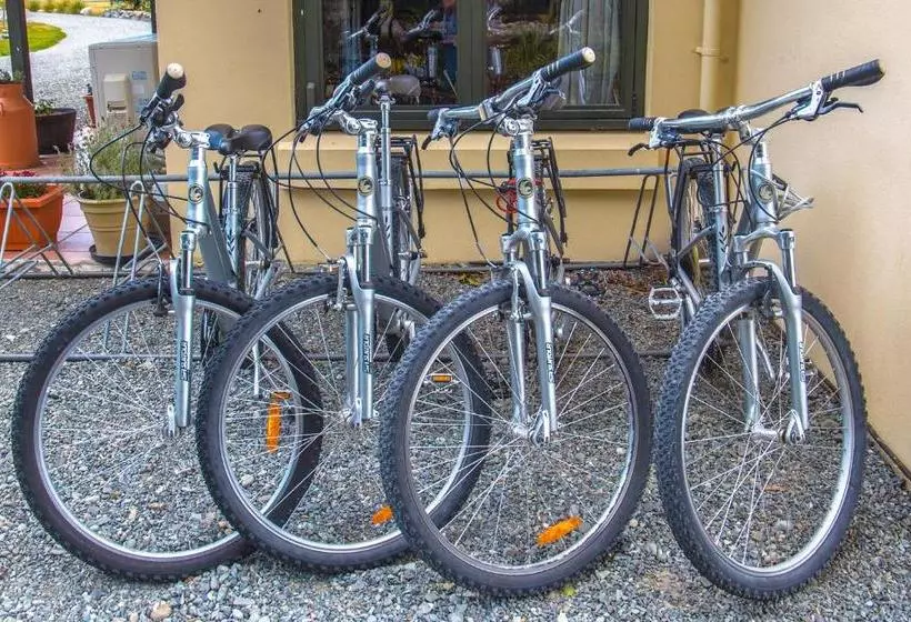 ベッドアンドブレックファースト Heartland Lodge