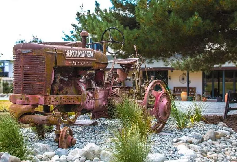 ベッドアンドブレックファースト Heartland Lodge