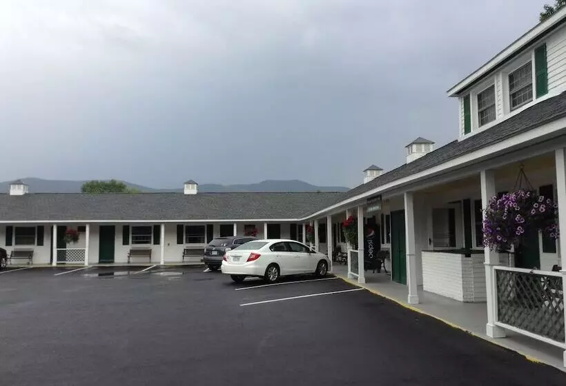 Briarcliff Motel