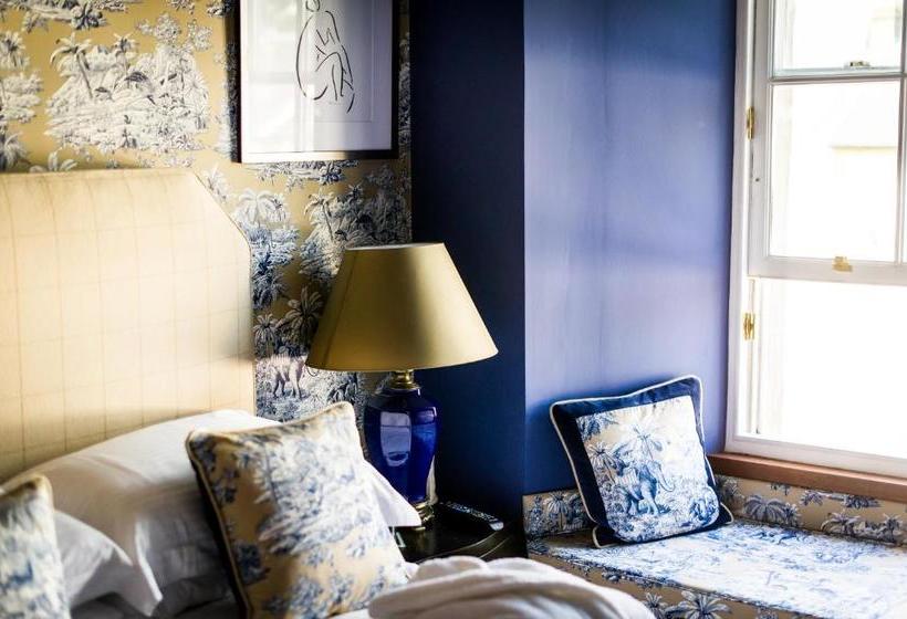 Hotelli Alexander Residence