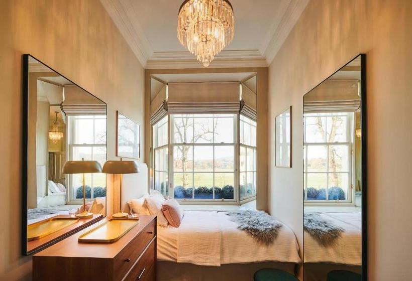 Hotelli Alexander Residence