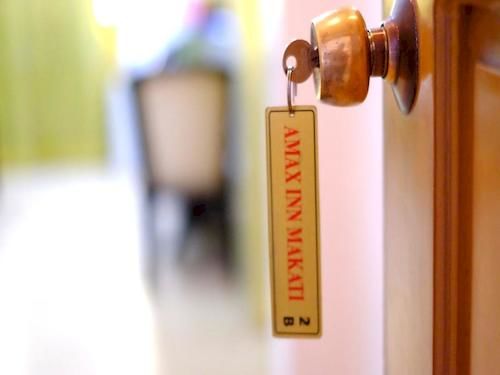 فندق صغير Amax Inn Makati