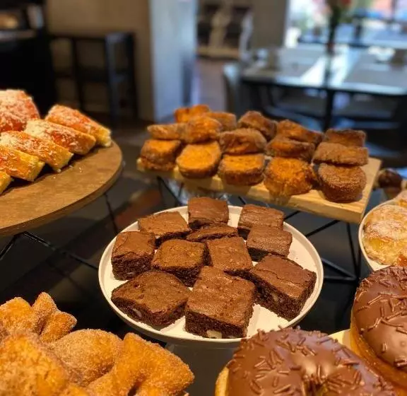 Aruá Hotel, Restaurante E Convenções