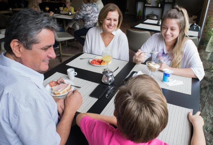 Aruá Hotel, Restaurante E Convenções