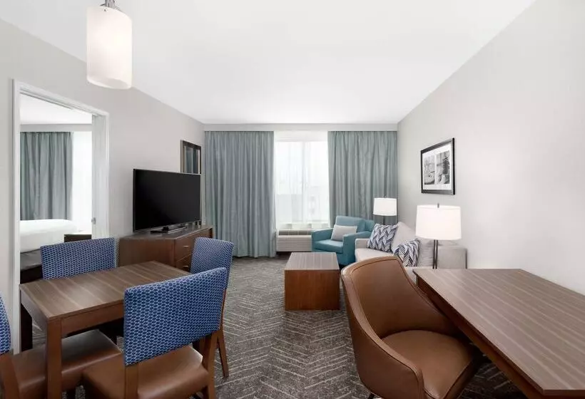 ホテル Doubletree By Hilton Charleston Mount Pleasant