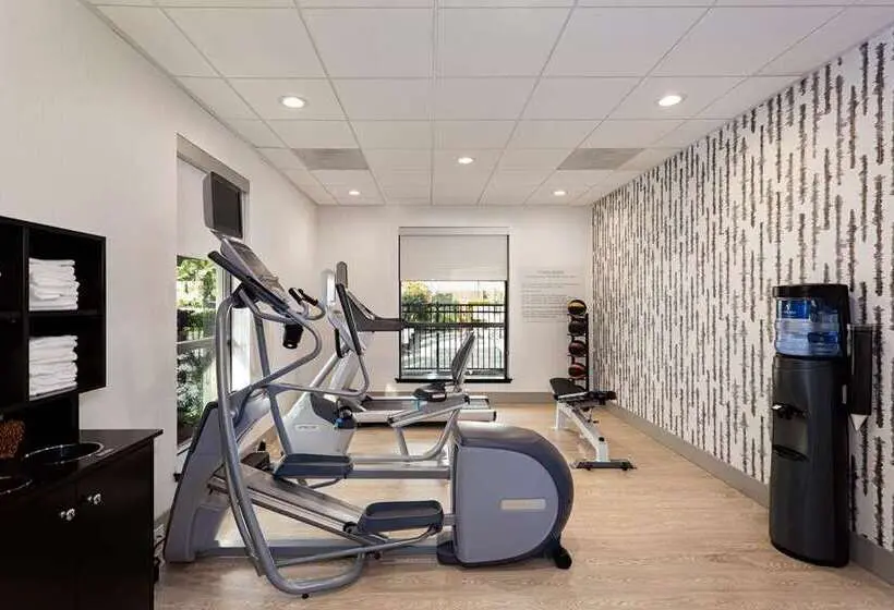 ホテル Doubletree By Hilton Charleston Mount Pleasant