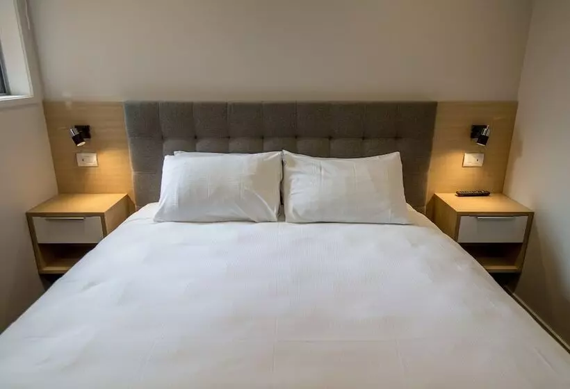 Hotel Tasman Holiday Parks   Te Anau