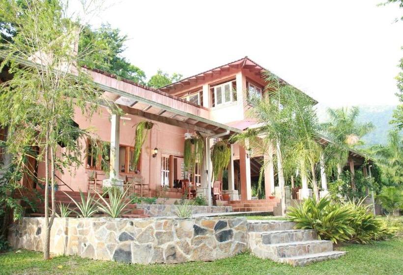 هتل La Villa de Soledad