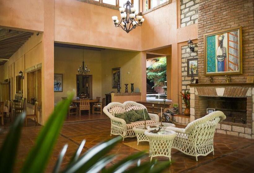 هتل La Villa de Soledad