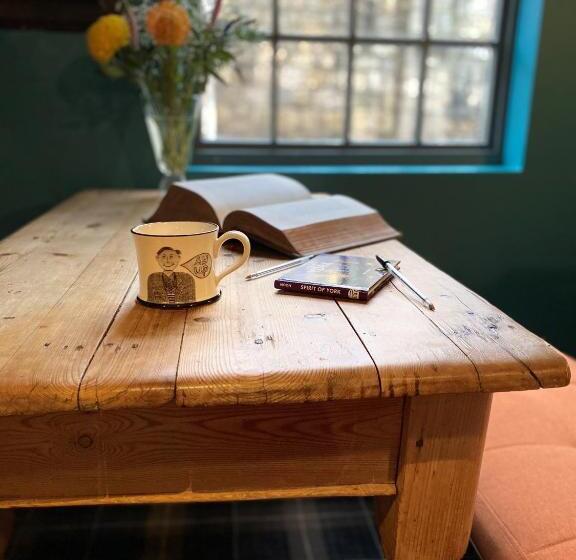 فندق Minster Walk Guesthouse