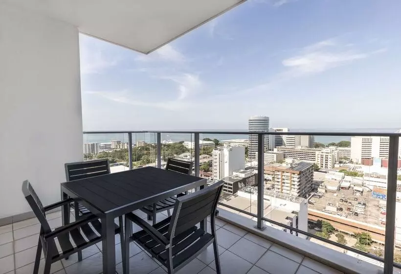 Отель Oaks Darwin Elan