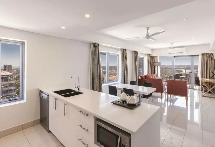 Отель Oaks Darwin Elan