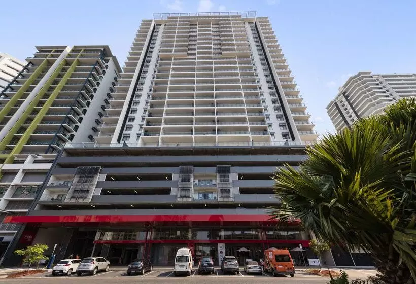 Отель Oaks Darwin Elan