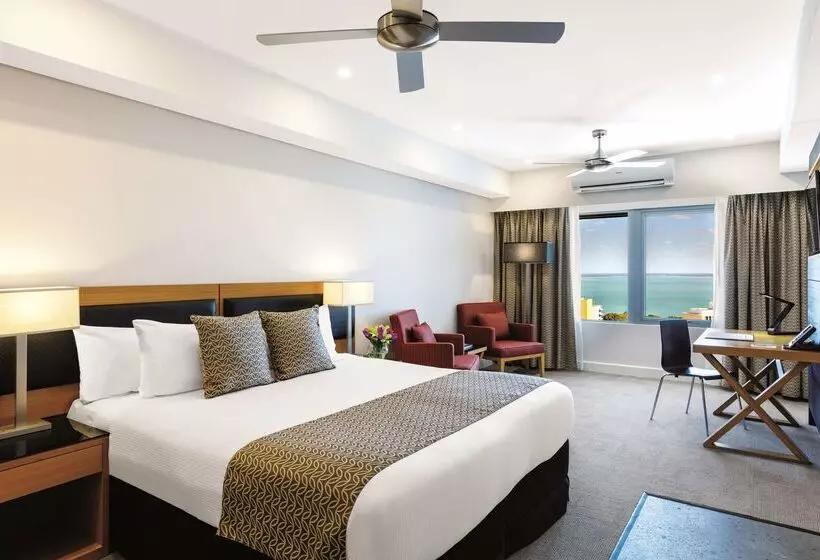 Отель Oaks Darwin Elan